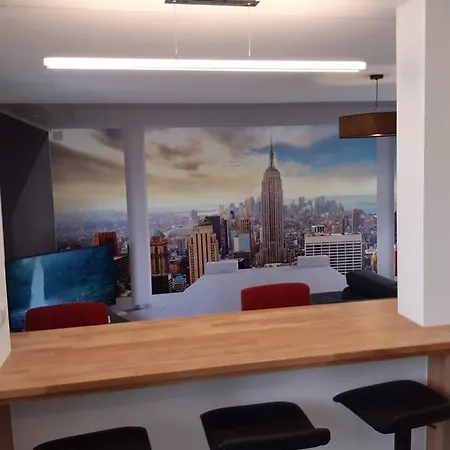 Renove Le New-york En Centre - Terrasse Et Parking - Non Climatise La Roche-Chalais