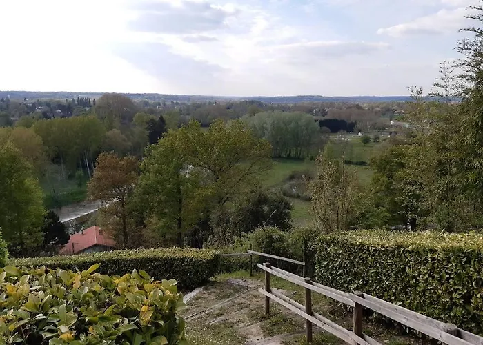 Apartman Grand T2 55m2 Le New-york En Centre - Terrasse Privee Et Parking Gratuit La Roche-Chalais