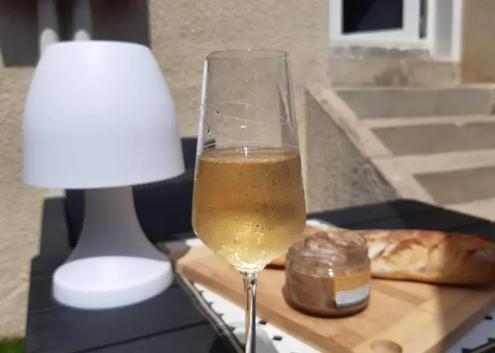 Grand T2 55m2 Le New-york En Centre - Terrasse Privee Et Parking Gratuit Apartman *